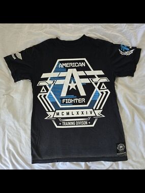 American Fighter Men's Black Graphic Training T‑Shirt
